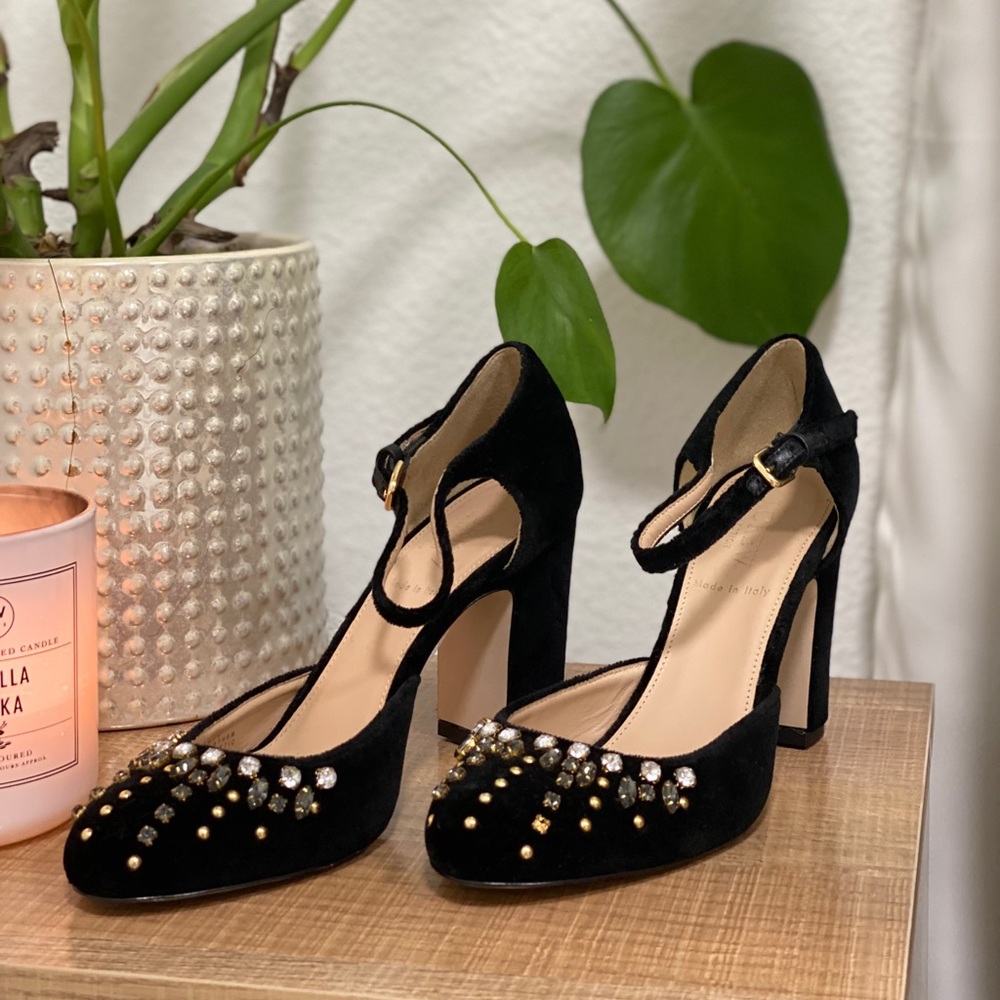 J Crew Velvet Pump